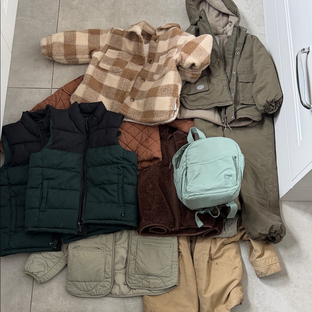 Bundle of boys outerwear sizes 3-5T
